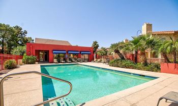 Outdoor Swimming Pool at Glen at Mesa, Mesa, 85201